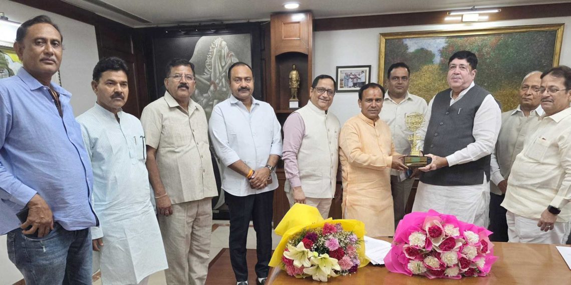 IFFCO, Uttarakhand discuss Cooperative Growth