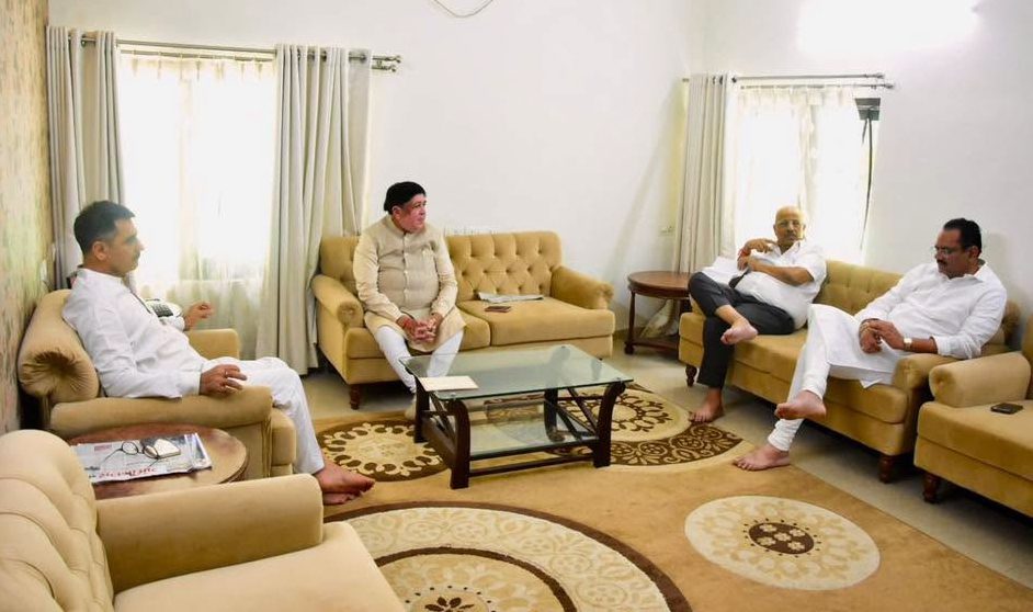 Sanghani meets Speaker, Discusses Strengthening Co-ops